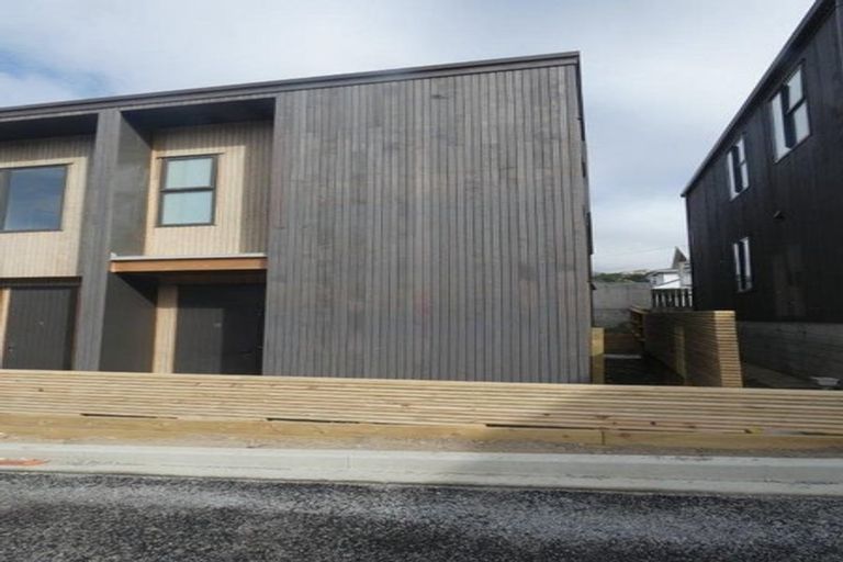 Photo of property in 10/20 Trent Street, Island Bay, Wellington, 6023