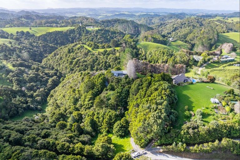 Photo of property in 839 Owhiwa Road, Parua Bay, Onerahi, 0192