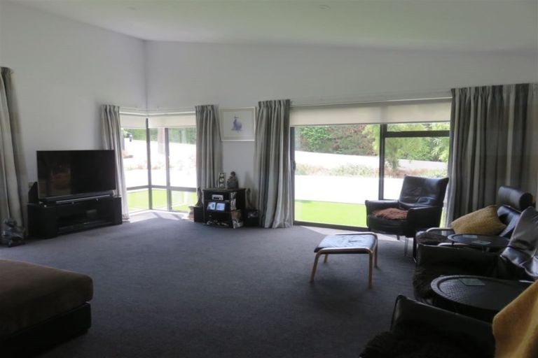 Photo of property in 11 Downs Road, Geraldine, 7930