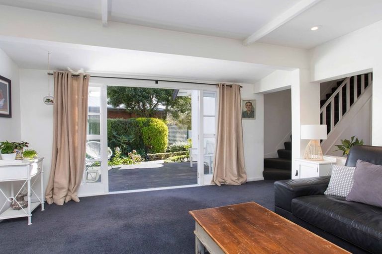 Photo of property in 171 Springfield Road, St Albans, Christchurch, 8014