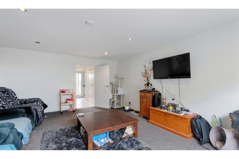 Photo of property in 2/37 Geraldine Street, Edgeware, Christchurch, 8013