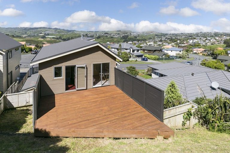 Photo of property in 25 Waverton Terrace, Churton Park, Wellington, 6037