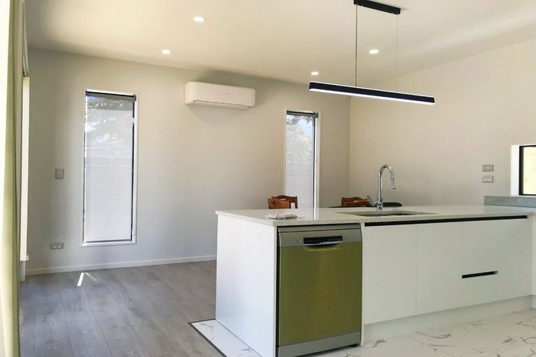 Photo of property in 3c Glennandrew Drive, Half Moon Bay, Auckland, 2012