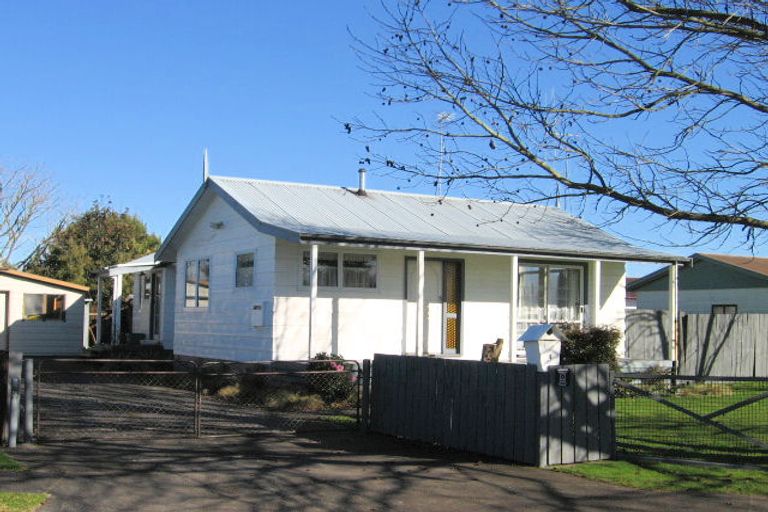 Photo of property in 4 Mckinley Place, Nawton, Hamilton, 3200