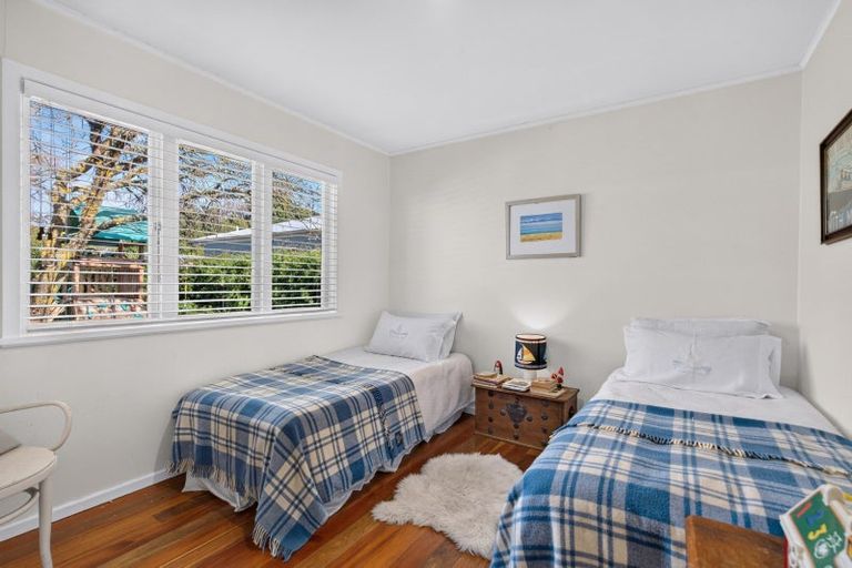 Photo of property in 320 Clifton Road, Te Awanga, 4102