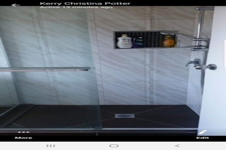 Photo of property in 1/4 Kirrama Place, Conifer Grove, Takanini, 2112