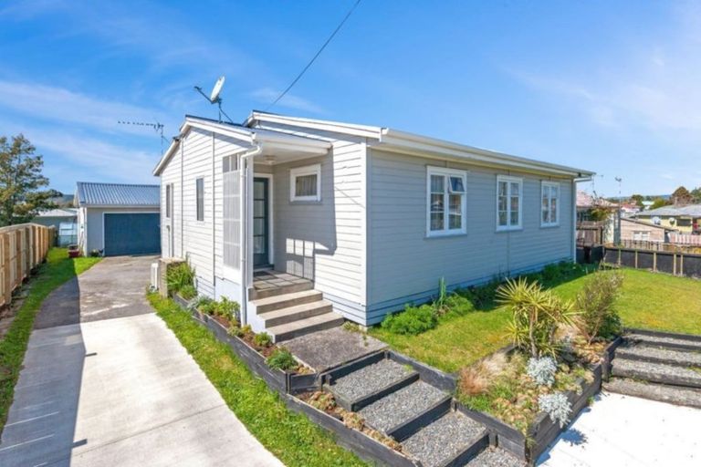 Photo of property in 49 Lomond Avenue, Tokoroa, 3420