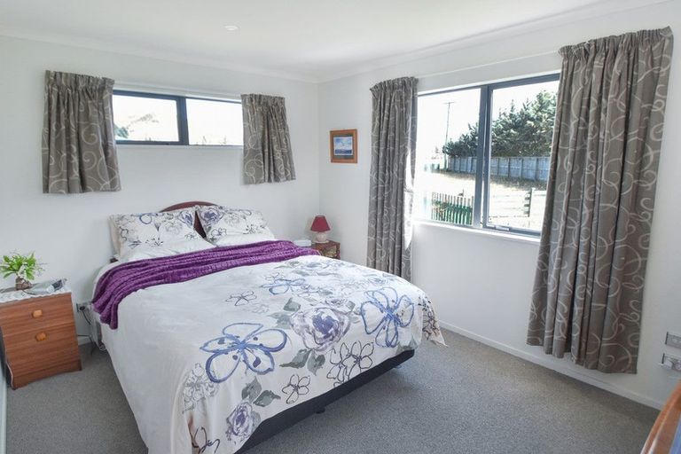 Photo of property in 17 Cirrus Place, Omarama, 9412