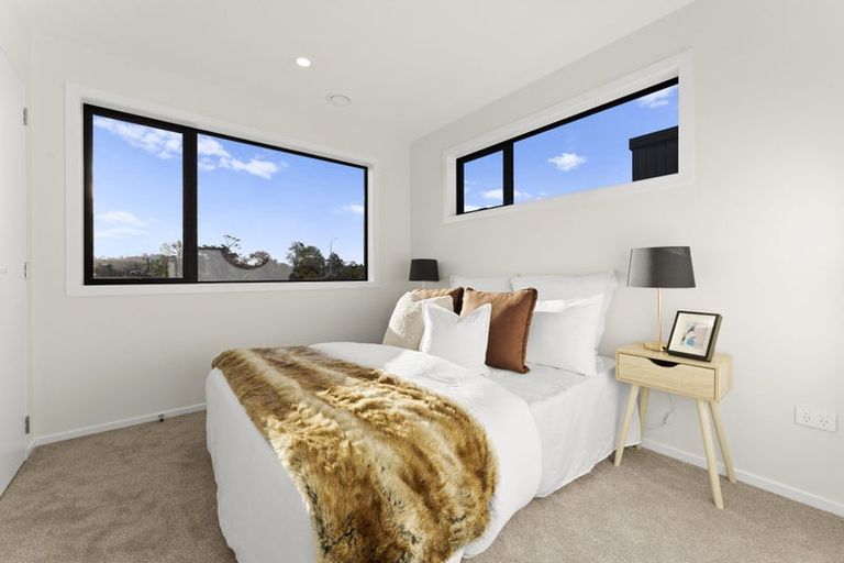 Photo of property in 24 Johns Creek Crescent, Silverdale, 0932