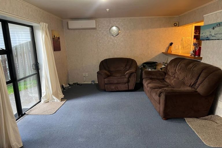 Photo of property in 81 Monorgan Road, Strathmore Park, Wellington, 6022