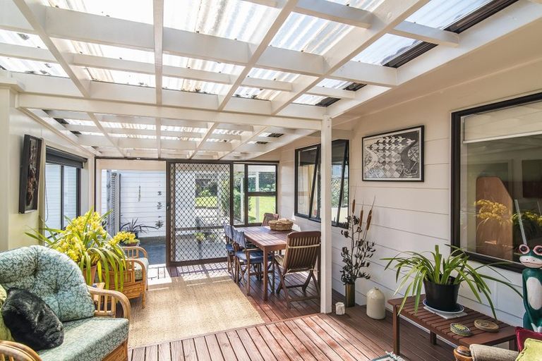 Photo of property in 133 Weggery Drive, Waikanae Beach, Waikanae, 5036