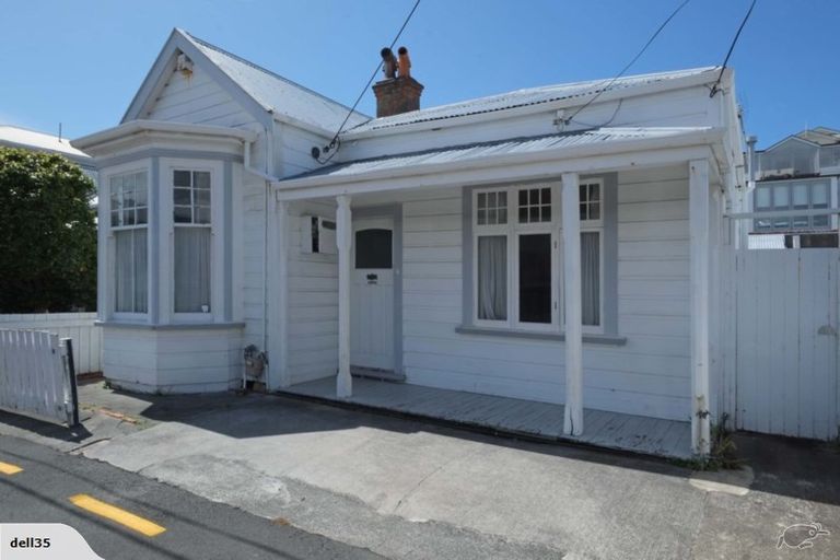 Photo of property in 4 Prince Street, Mount Victoria, Wellington, 6011