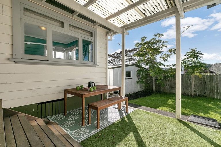 Photo of property in 1/55 Salisbury Road, Birkdale, Auckland, 0626