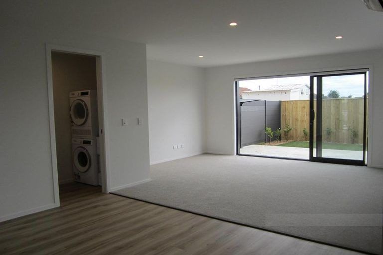 Photo of property in 27 Pipi Place, Levin, 5510