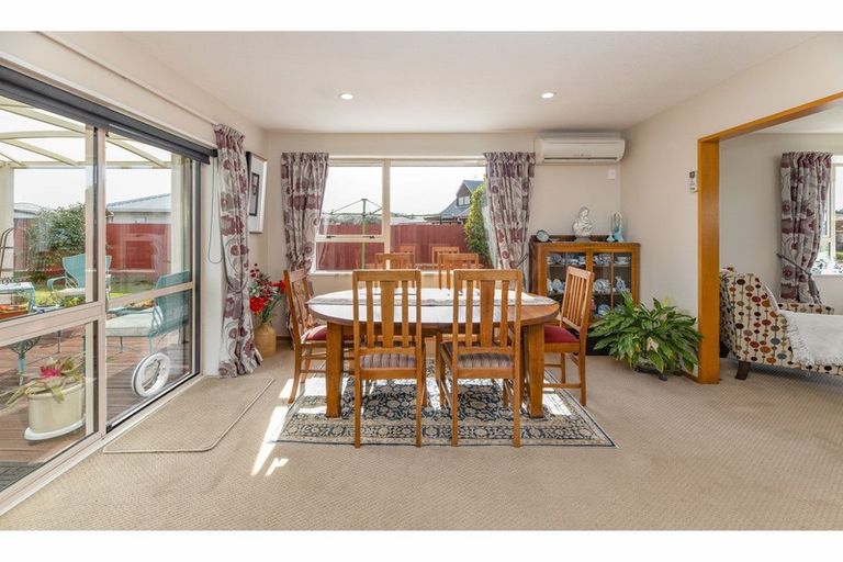 Photo of property in 23 Giles Place, Shirley, Christchurch, 8061
