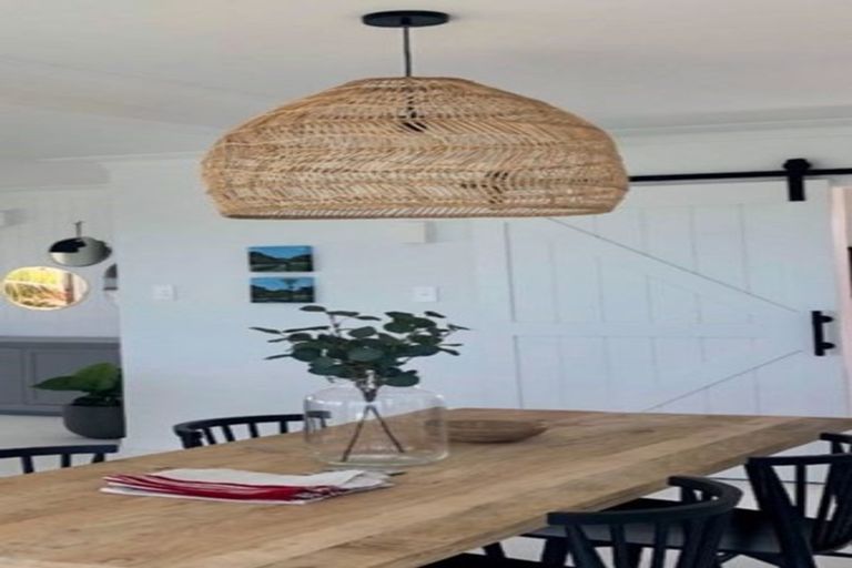 Photo of property in 4/64 Seacliffe Avenue, Belmont, Auckland, 0622