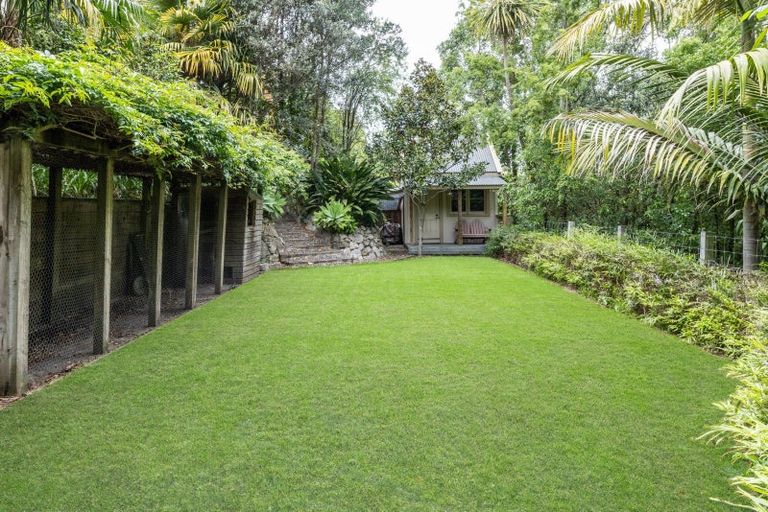 Photo of property in 4 Terrace Lane, Hospital Hill, Napier, 4110