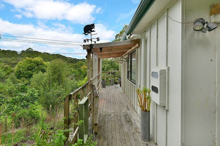 Photo of property in 335 Kanohi Road, Kaukapakapa, 0873