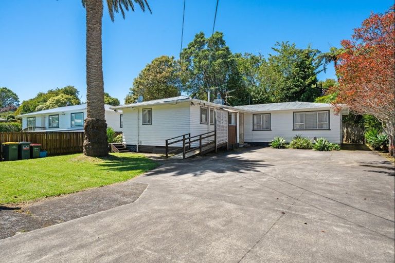 Photo of property in 81 Awanui Street, Merrilands, New Plymouth, 4312
