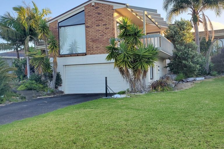 Photo of property in 34 Oliver Road, Eastern Beach, Auckland, 2012