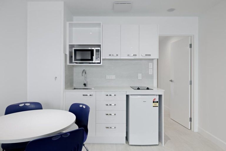 Photo of property in 211/6 Adams Avenue, Mount Maunganui, 3116