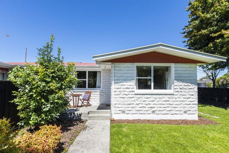 Photo of property in 1/78 Saint James Avenue, Papanui, Christchurch, 8053