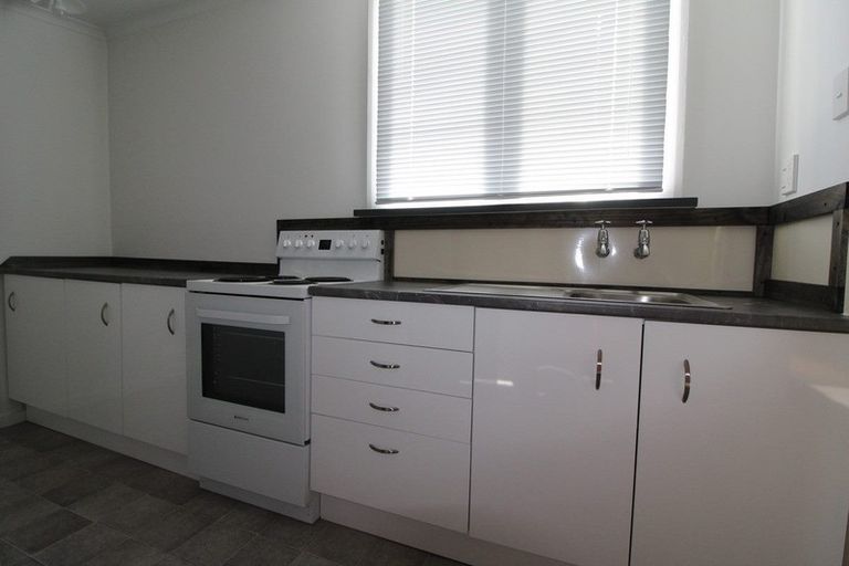 Photo of property in 24 Dacia Street, Lumsden, 9730