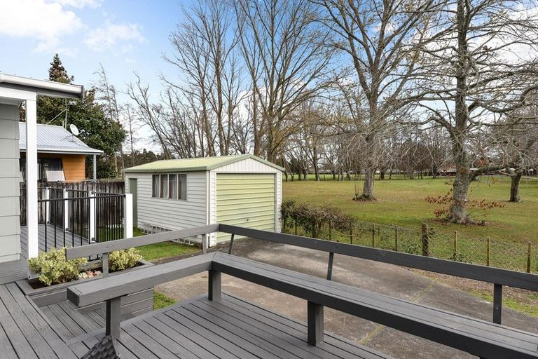 Photo of property in 393 Kahikatea Drive, Dinsdale, Hamilton, 3204