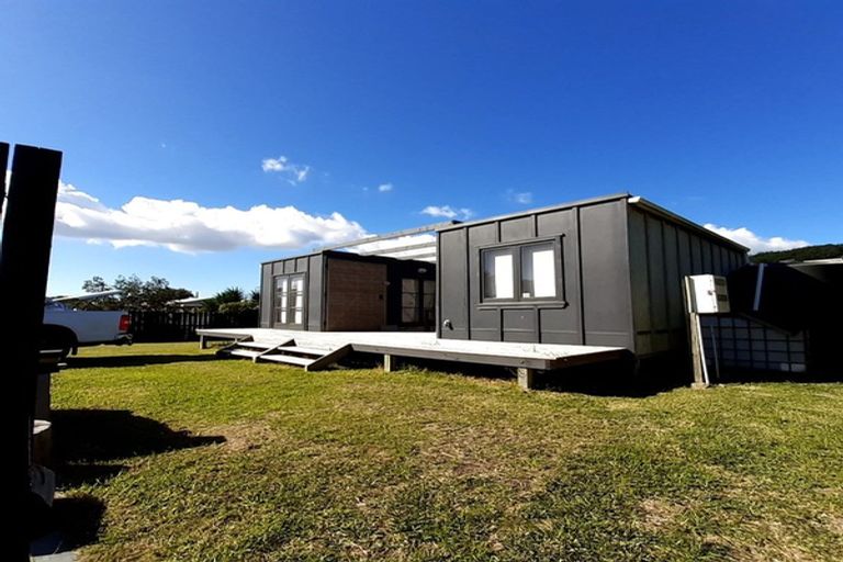 Photo of property in 11b Centreway Road, Port Waikato, 2695