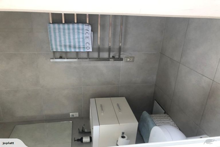 Photo of property in 31 Squirrel Lane, Browns Bay, Auckland, 0630