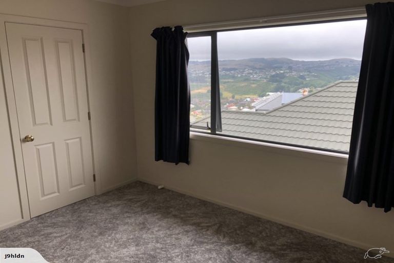 Photo of property in 55 Erlestoke Crescent, Churton Park, Wellington, 6037