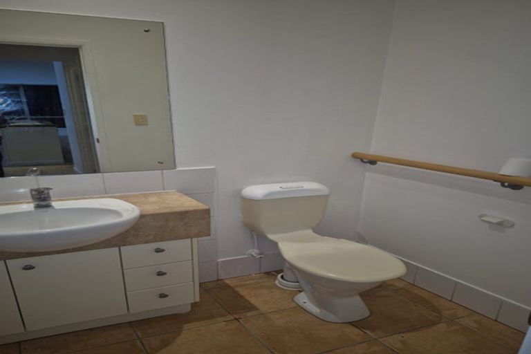 Photo of property in 17 Trimaran Drive, Gulf Harbour, Whangaparaoa, 0930