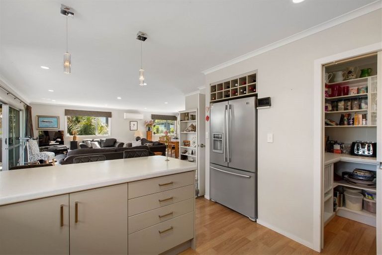 Photo of property in 12 Hilldale Crescent, Kuaotunu West, Whitianga, 3592