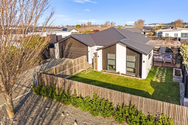 Photo of property in 6 Tuka Road, Pegasus, 7612