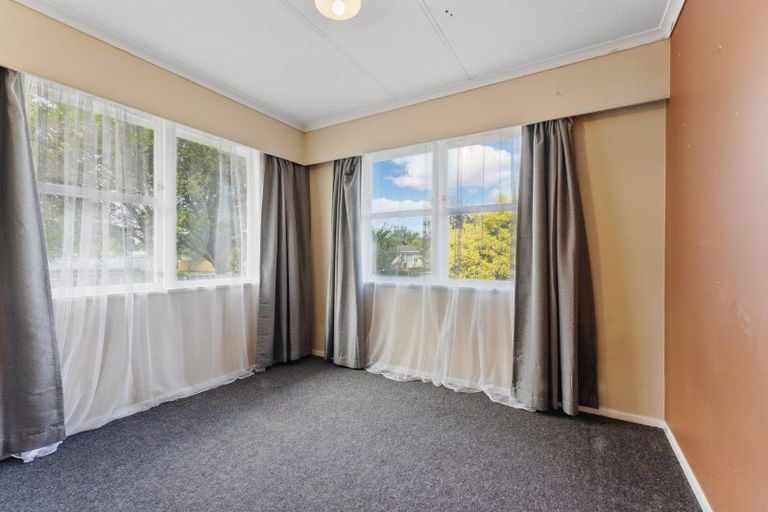 Photo of property in 25 Karamea Crescent, Kelvin Grove, Palmerston North, 4414