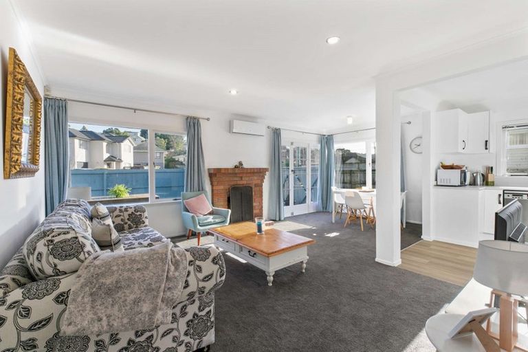 Photo of property in 1/9 Merriefield Avenue, Forrest Hill, Auckland, 0620