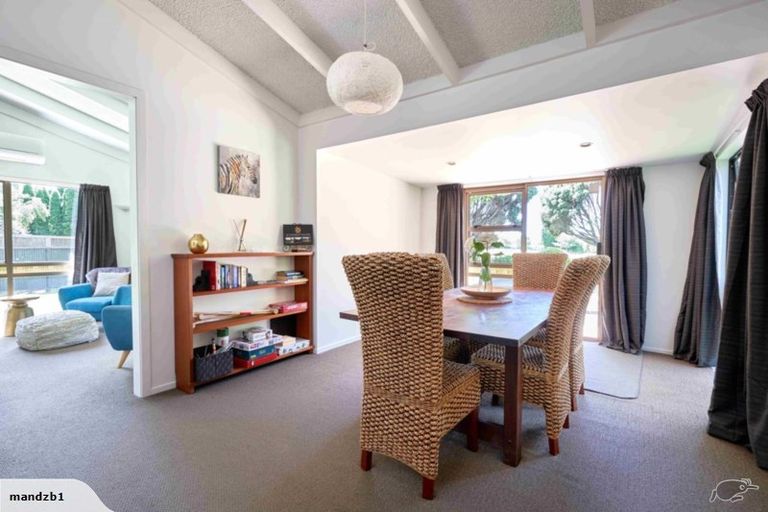 Photo of property in 172a Saint Andrews Road, Plimmerton, Porirua, 5026