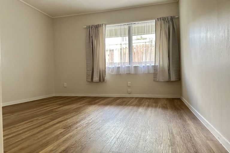 Photo of property in 13 Balloch Street, Randwick Park, Auckland, 2105