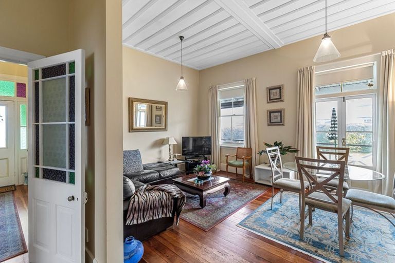 Photo of property in 14 Terminus Street, Te Aroha, 3320