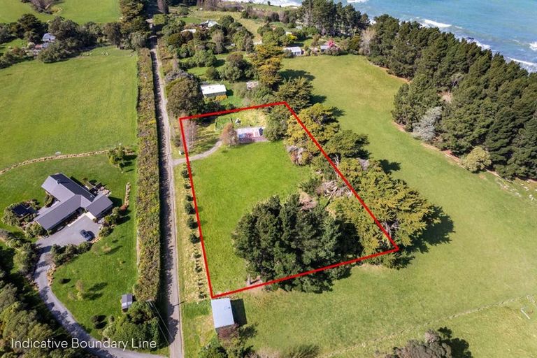 Photo of property in 10 Manuka Bay Road, Domett, Cheviot, 7383