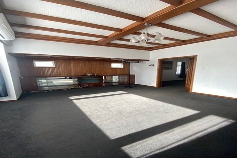 Photo of property in 17 Lawrence Street, Newtown, Wellington, 6021