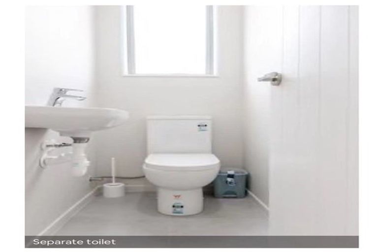 Photo of property in 36 Seaview Avenue, Northcote, Auckland, 0627