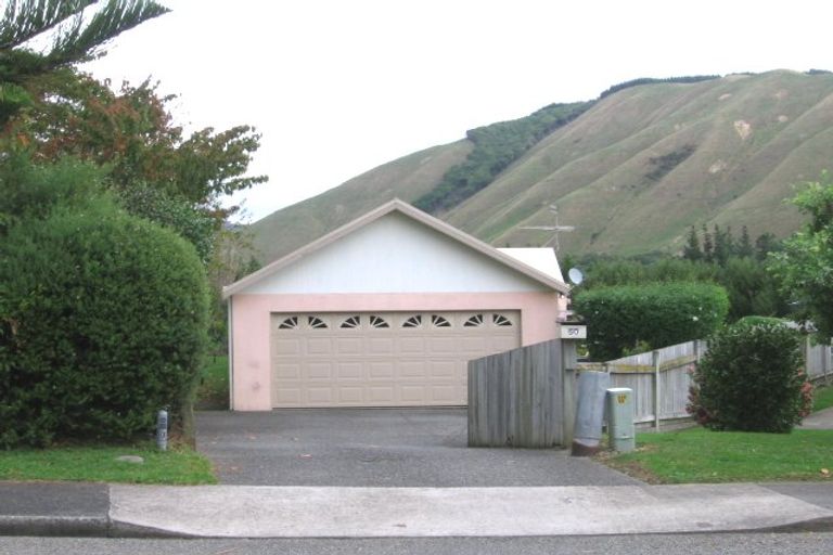 Photo of property in 50 He Awa Crescent, Waikanae, 5036