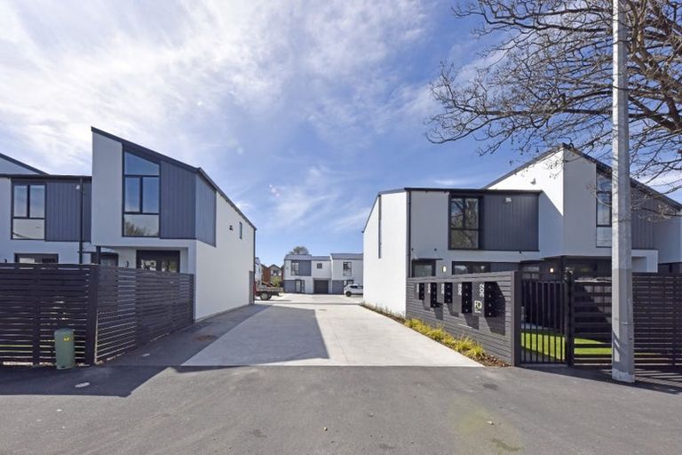 Photo of property in 9/302 Fitzgerald Avenue, Christchurch Central, Christchurch, 8013