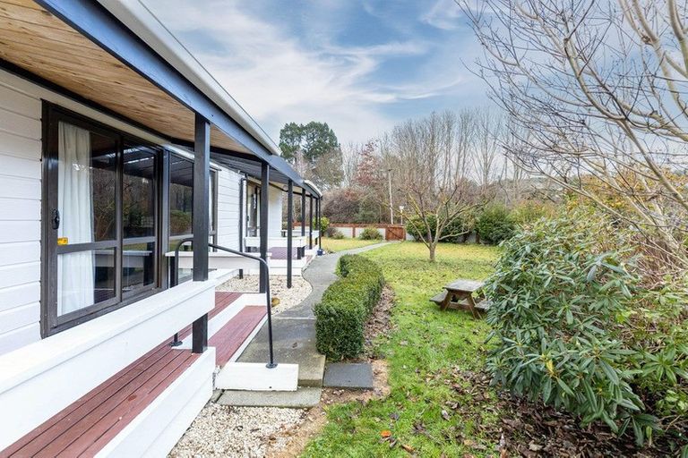 Photo of property in 50 Mckenzie Street, Geraldine, 7930