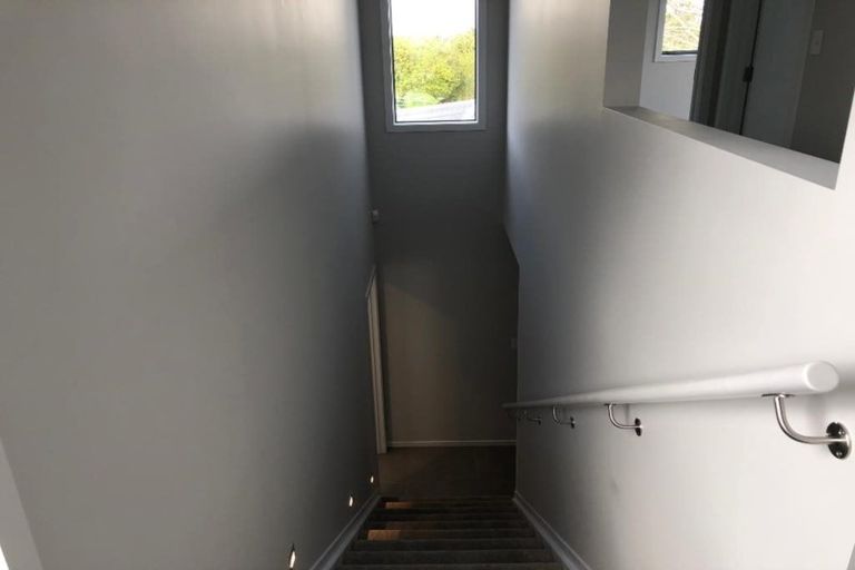 Photo of property in 3 Makete Crescent, Hobsonville, Auckland, 0618