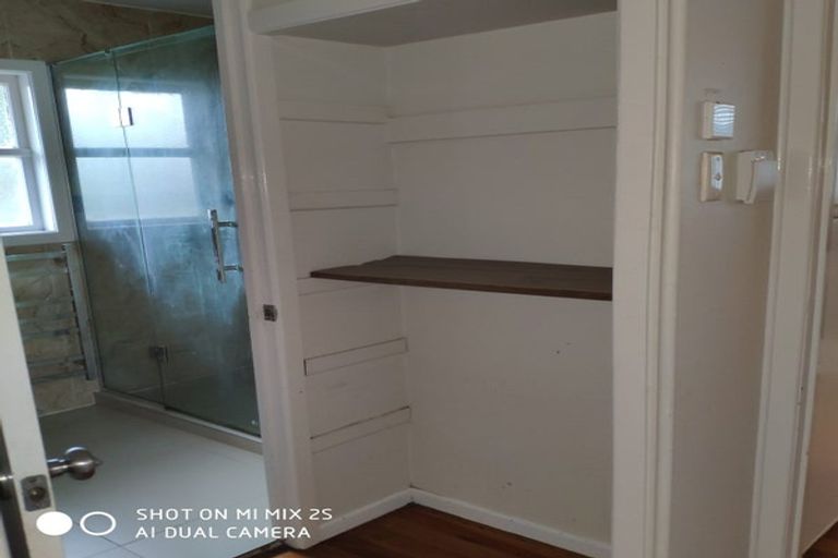 Photo of property in 73 Kervil Avenue, Te Atatu Peninsula, Auckland, 0610