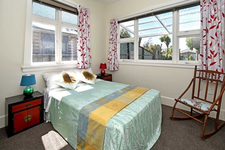 Photo of property in 21 Wyon Street, Linwood, Christchurch, 8062