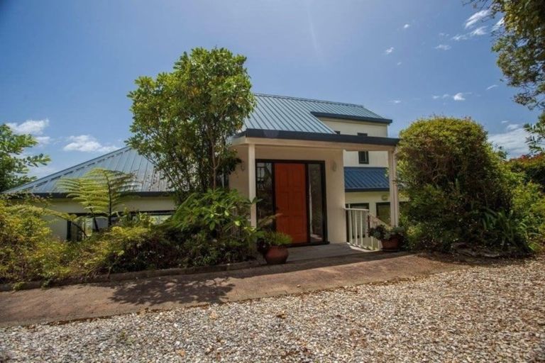 Photo of property in 25 Bay Vista Drive, Pohara, Takaka, 7183