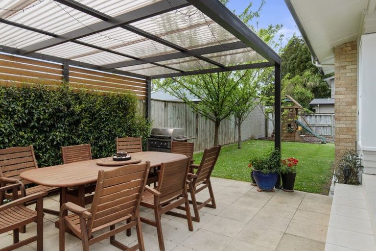 Photo of property in 18 Mcnicol Street, Fairfield, Hamilton, 3214